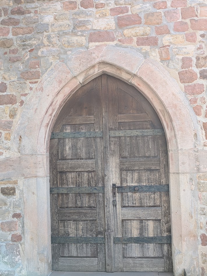 Kirchenportal St. Remigius Diedesfeld